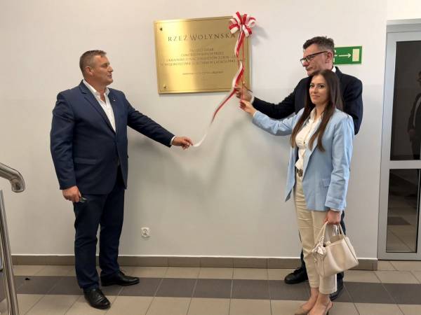Odsłonięcie Tablicy Pamięci Ofiar 